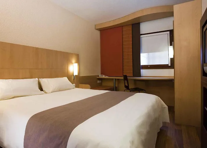 Ibis Bourg Jasseron/teyssonge Jasseron