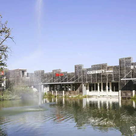 雅瑟龙/泰颂赫布尔格宜必思酒店