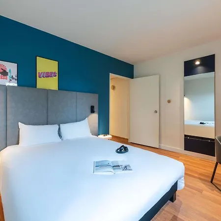Ibis Bourg Jasseron/teyssonge Otel